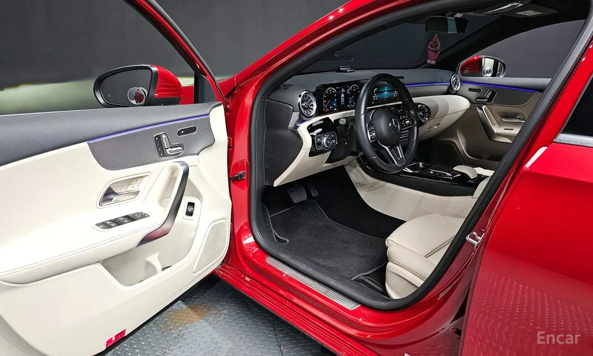 Mercedes-Benz A-Class 2019 A220 Sedan