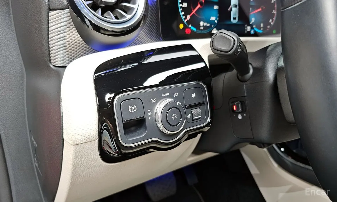 Mercedes-Benz A-Class 2019 A220 Sedan