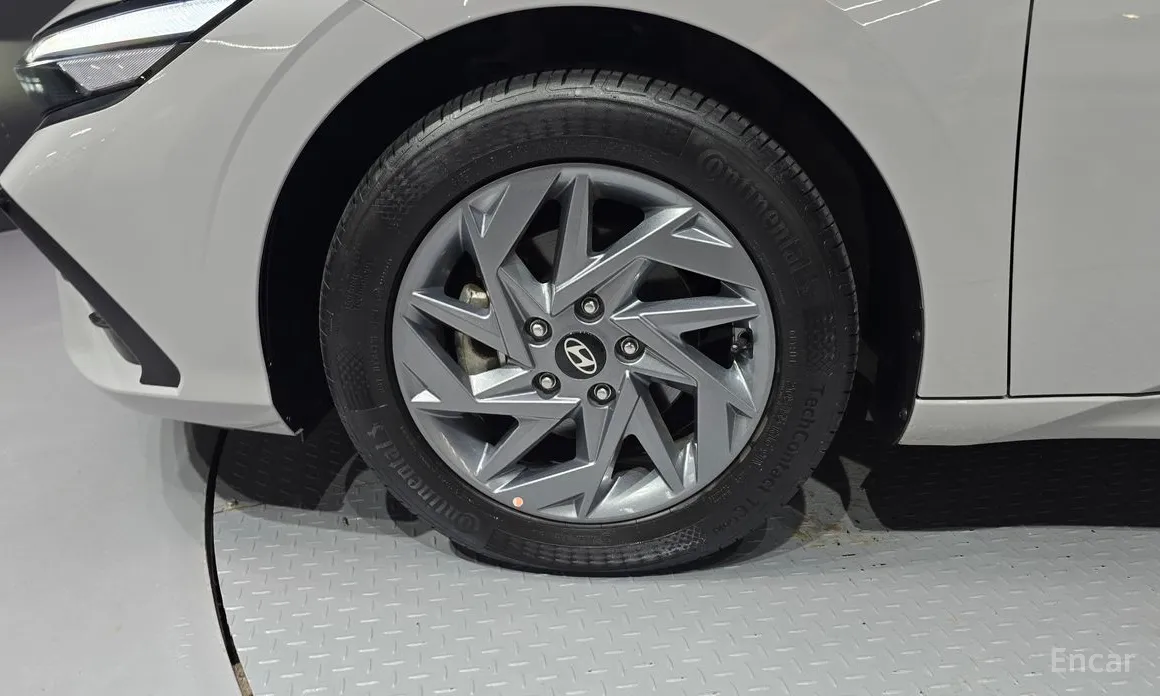 Hyundai Avante 2023 1.6