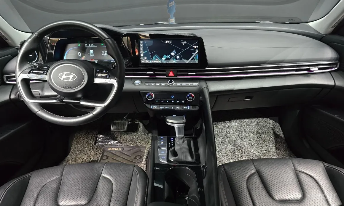 Hyundai Avante 2023 1.6