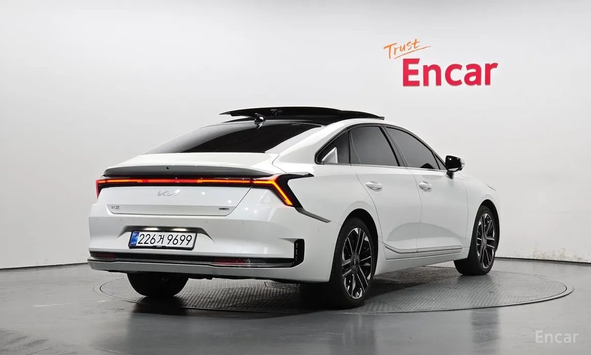 2024 Kia K8
