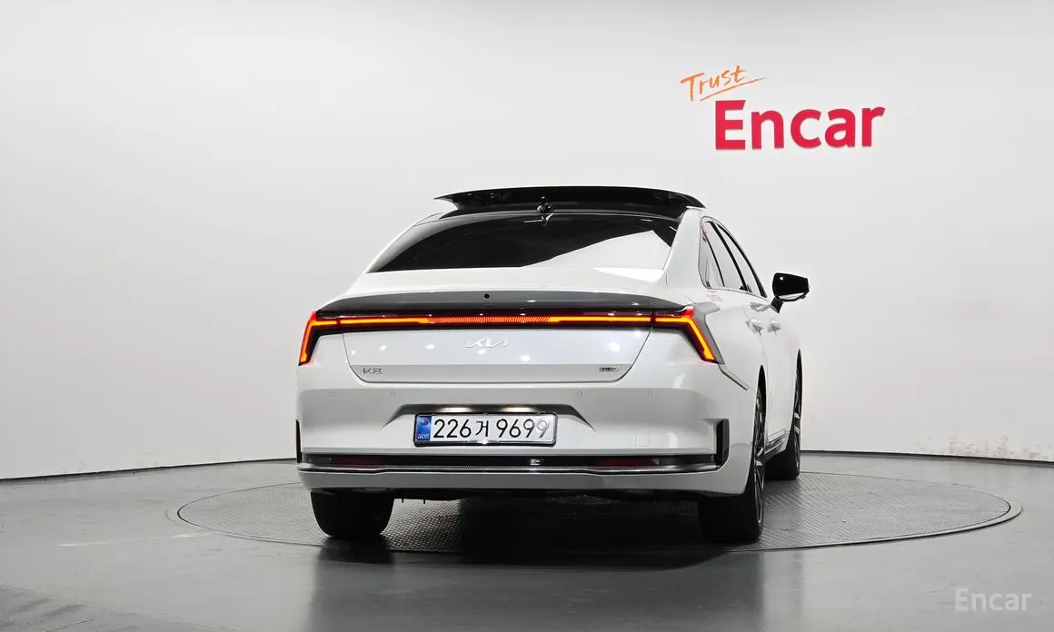 2024 Kia K8