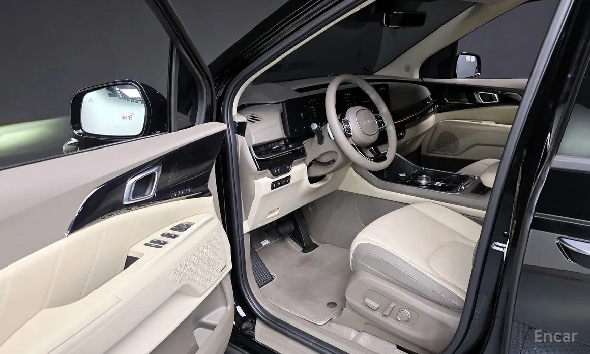 Kia Carnival 2023 Gasoline 9-Seater Signature