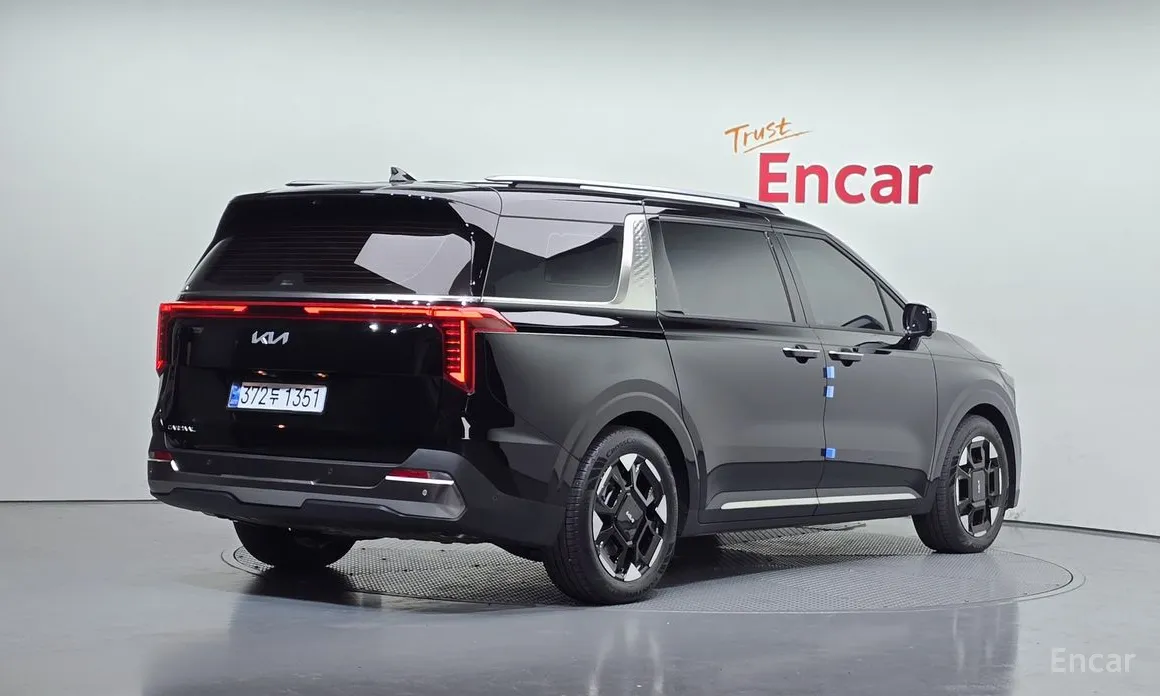 Kia Carnival 2023 Gasoline 9-Seater Signature