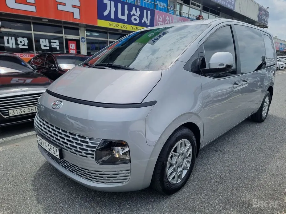 Hyundai Staria 2021 Cargo 5-Seater