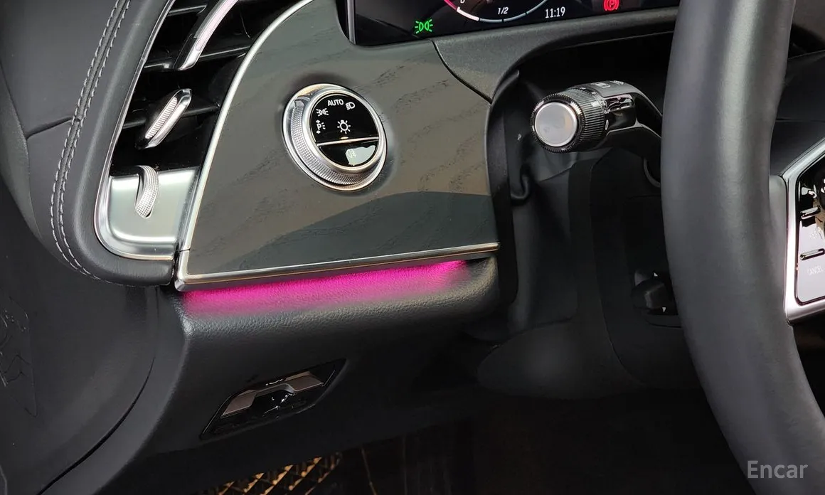 Mercedes-Benz E-Class 2024 E200 Avantgarde