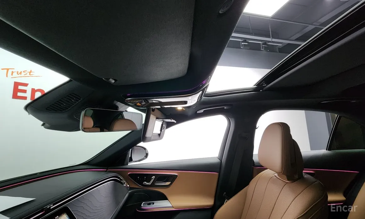 Mercedes-Benz E-Class 2024 E200 Avantgarde