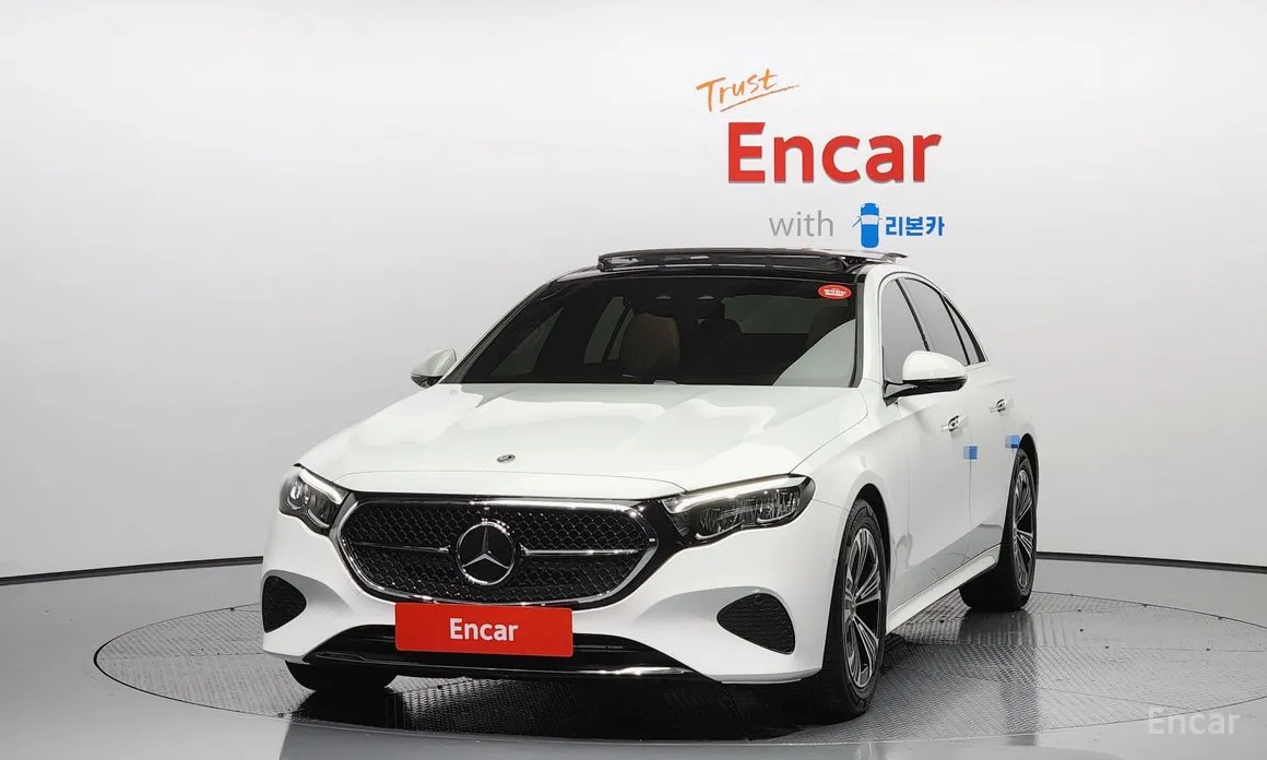 Mercedes-Benz E-Class 2024 E200 Avantgarde