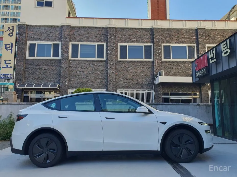 Tesla Model Y 2020 RWD