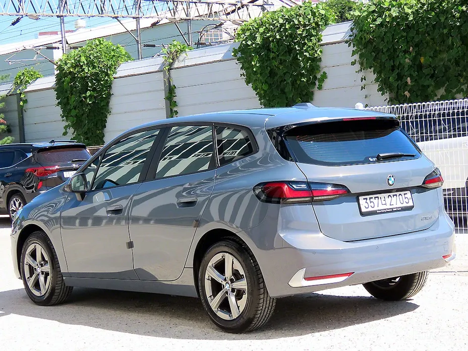 BMW 2 Series 2022 218d Advantage