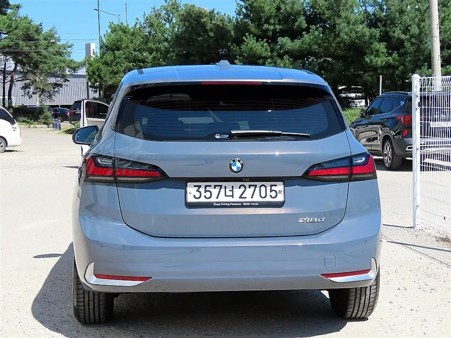 BMW 2 Series 2022 218d Advantage