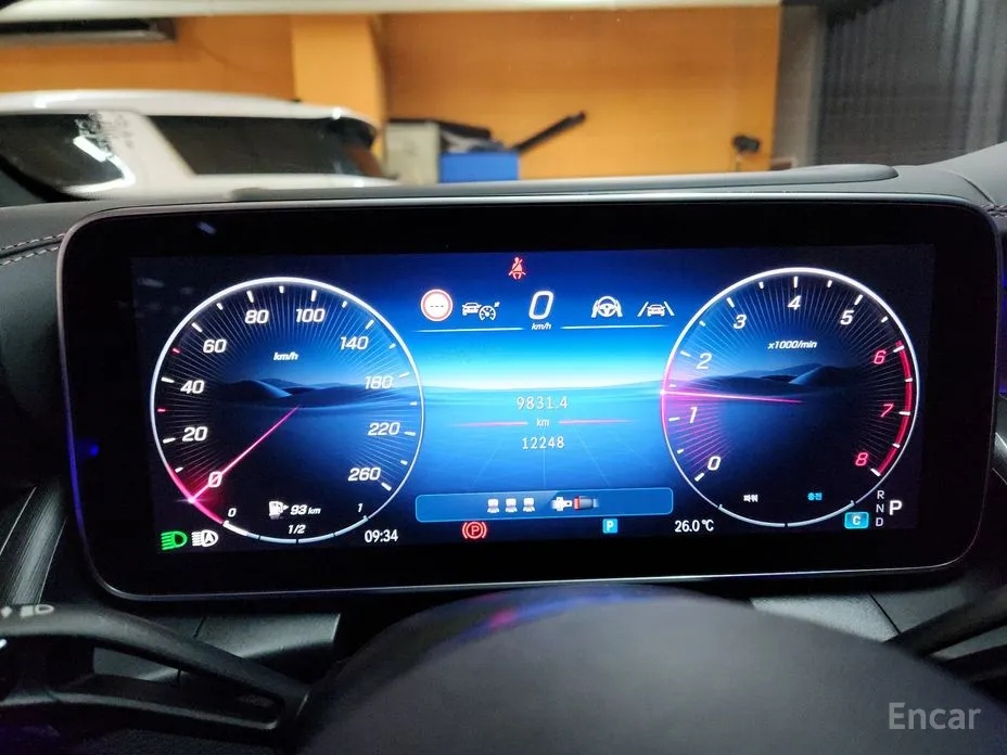 Mercedes-Benz GLC-Class 2023 GLC300 4MATIC AMG Line