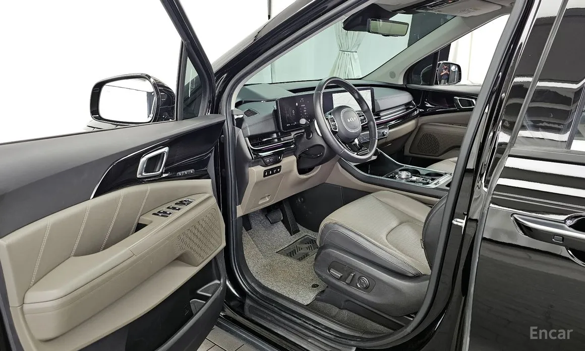 Kia Carnival 2023 Gasoline 9-Seater Signature