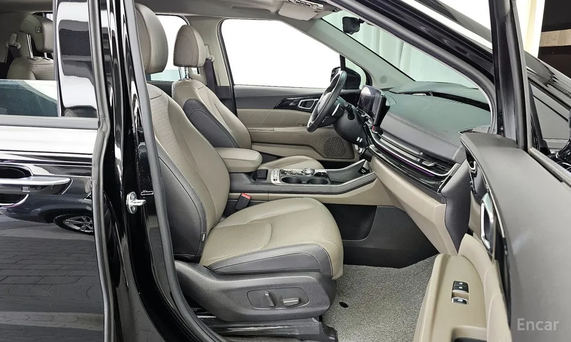 Kia Carnival 2023 Gasoline 9-Seater Signature