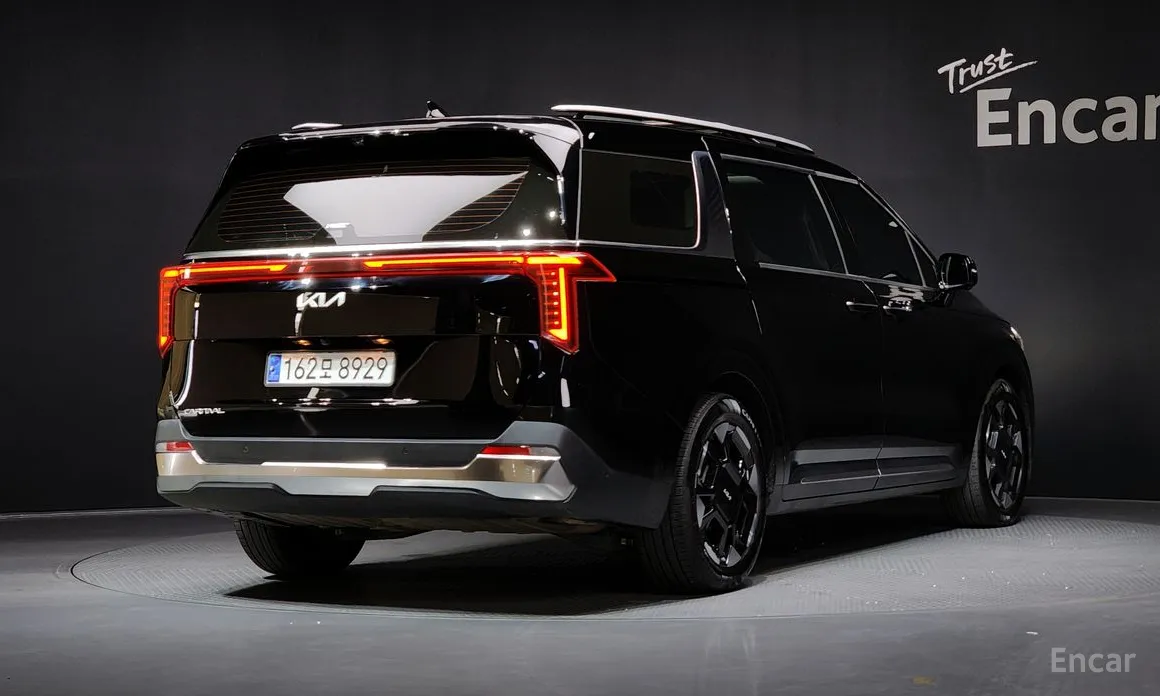 Kia Carnival 2023 Gasoline 9-Seater Signature