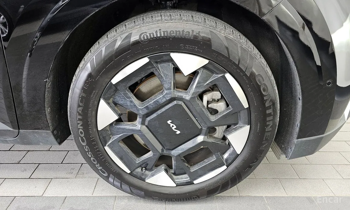 Kia Carnival 2023 Gasoline 9-Seater Signature