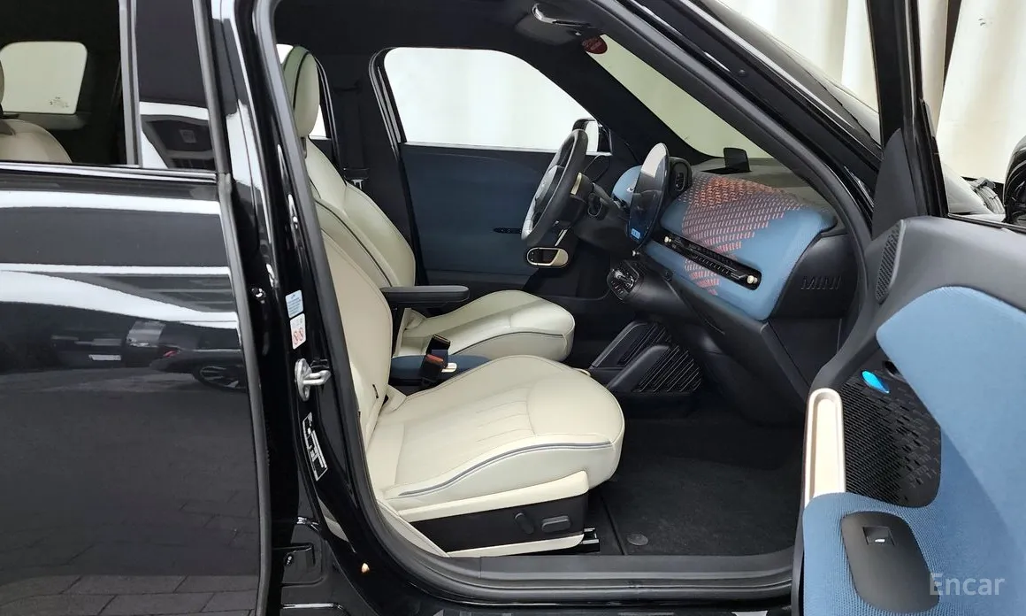 Mini Aceman 2025 SE Favoured