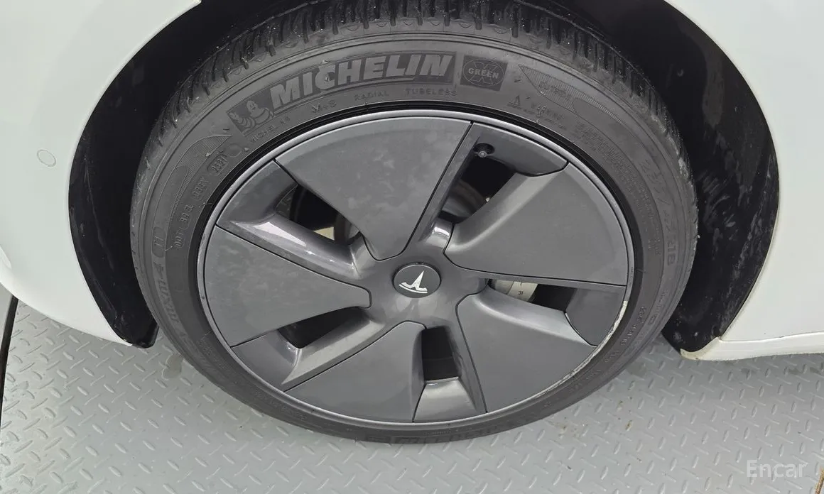 Tesla Model 3 2017 Long Range