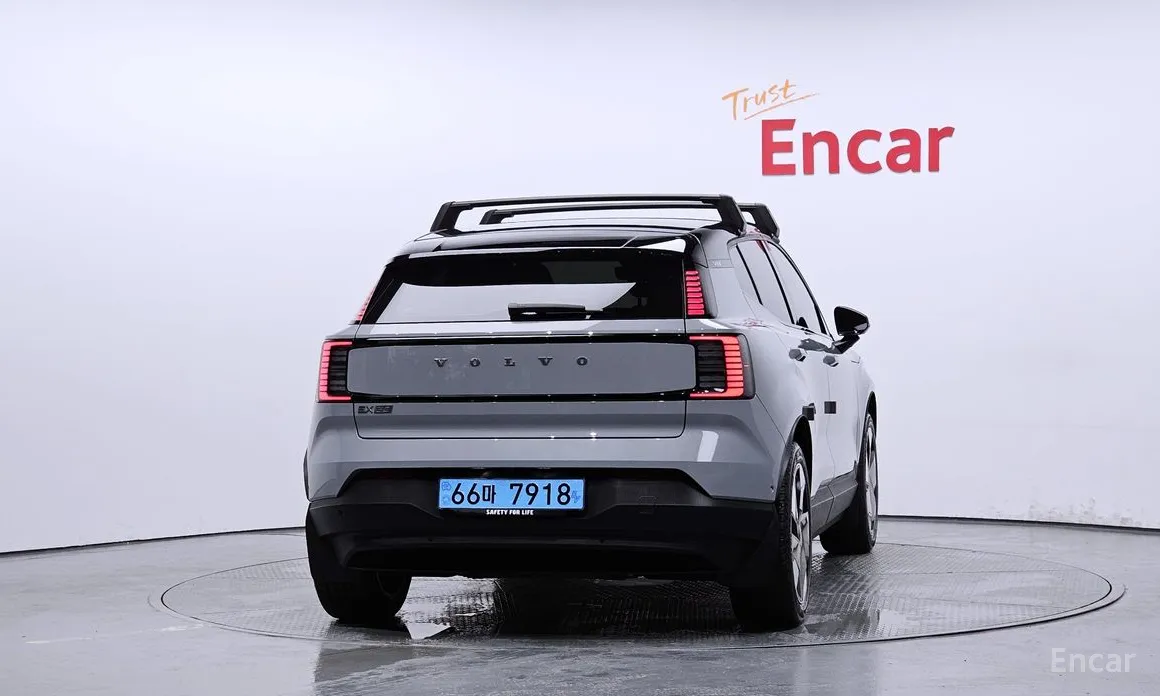 Volvo EX30 2024 Ultra