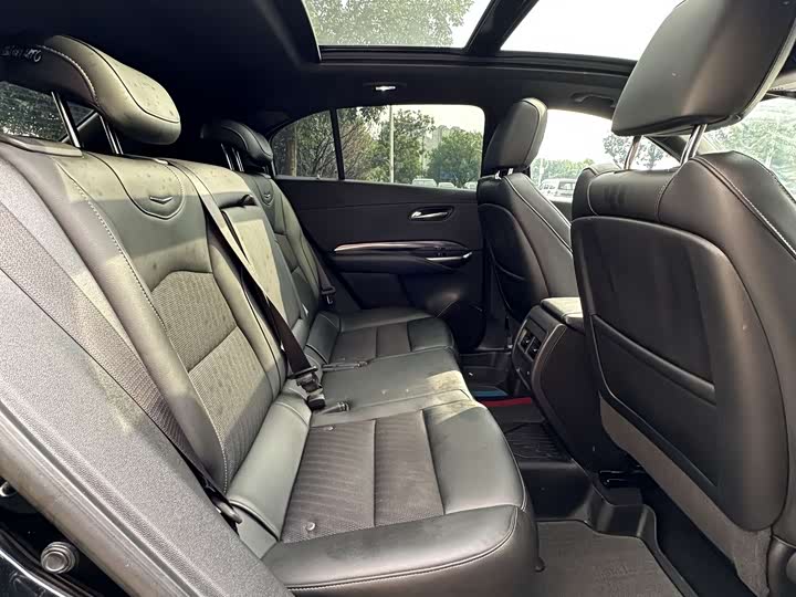 Cadillac XT4 2023 2023款 28T 两驱风尚型