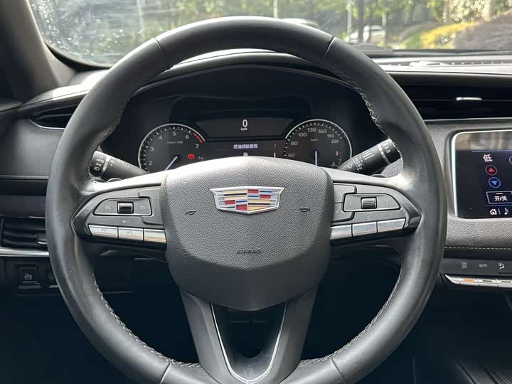Cadillac XT4 2023 2023款 28T 两驱风尚型