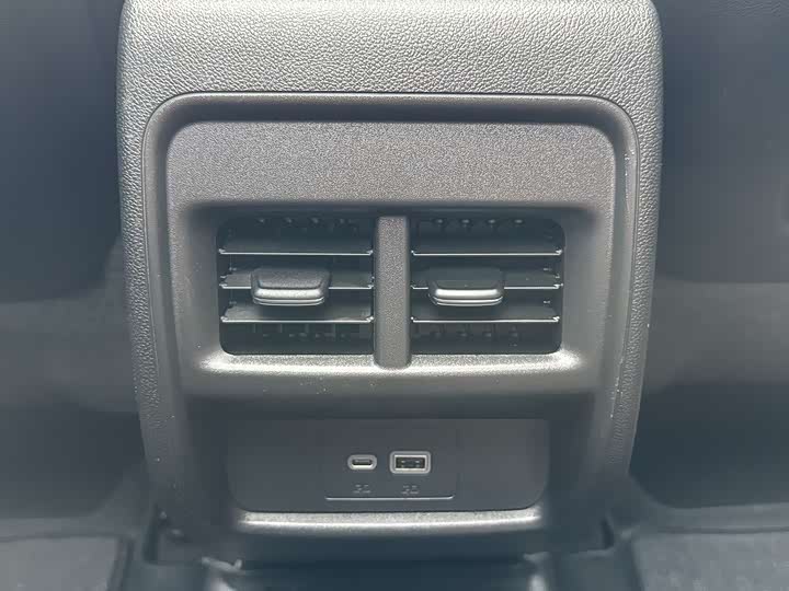 Cadillac XT4 2023 2023款 28T 两驱风尚型