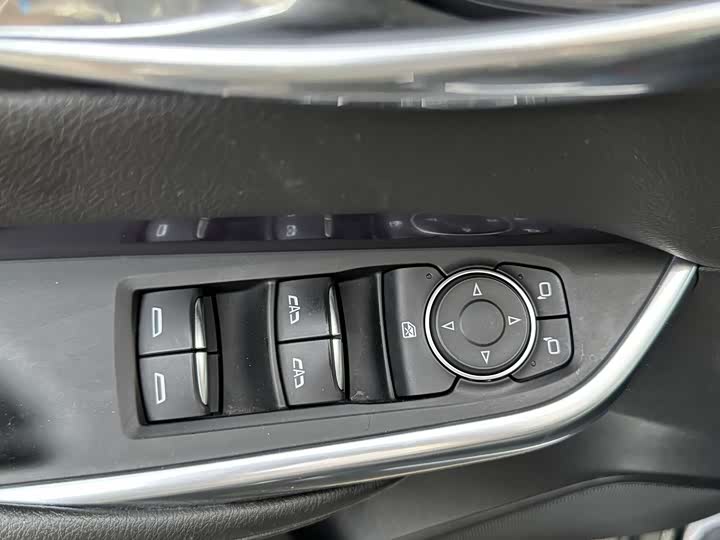 Cadillac XT4 2023 2023款 28T 两驱风尚型