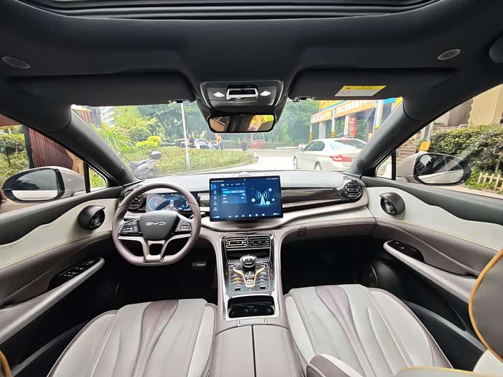 BYD Frigate 07 2023 2023款 DM-i 205KM 尊贵型