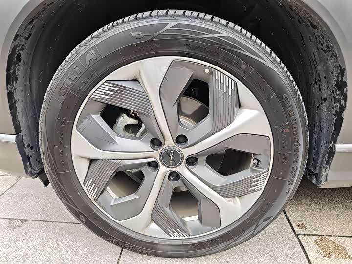 BYD Frigate 07 2023 2023款 DM-i 205KM 尊贵型