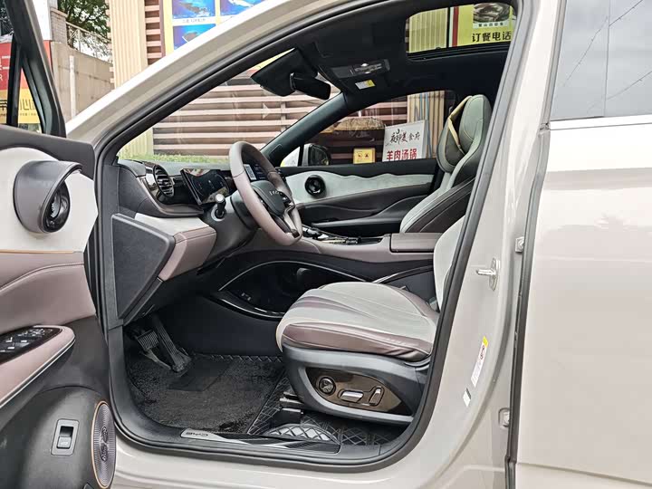 BYD Frigate 07 2023 2023款 DM-i 205KM 尊贵型