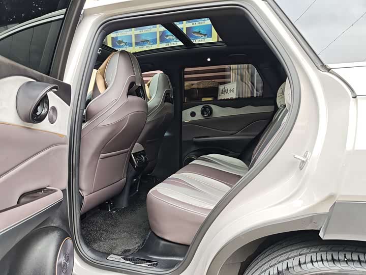 BYD Frigate 07 2023 2023款 DM-i 205KM 尊贵型