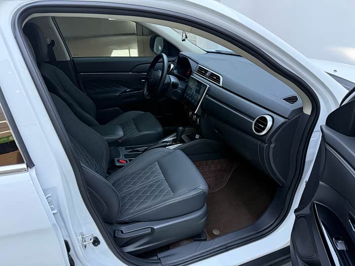 Mitsubishi ASX 2020 2020款 2.0L CVT智领版