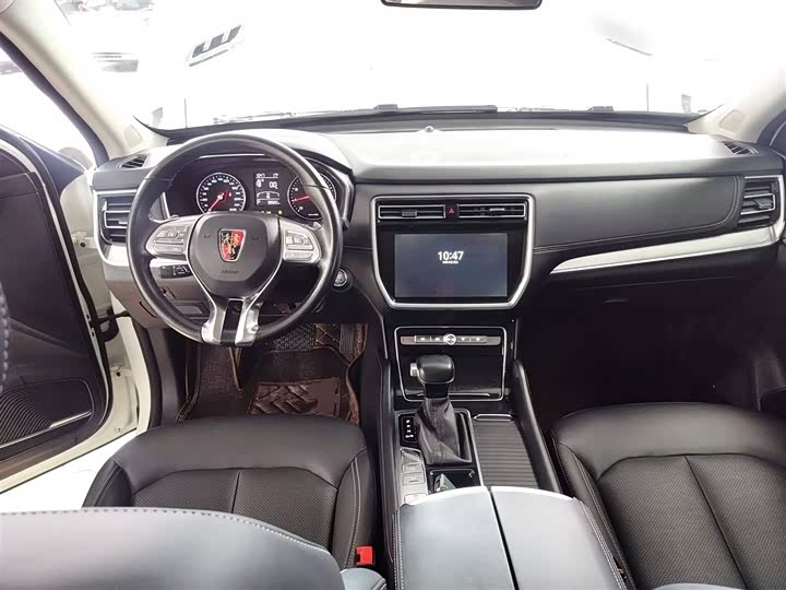 Roewe RX8 2019 2019款 30T 智联网两驱超群旗舰版