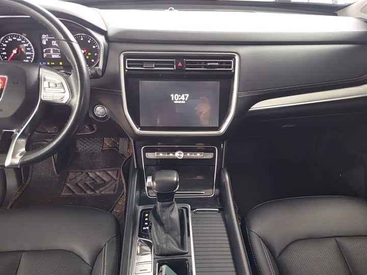 Roewe RX8 2019 2019款 30T 智联网两驱超群旗舰版