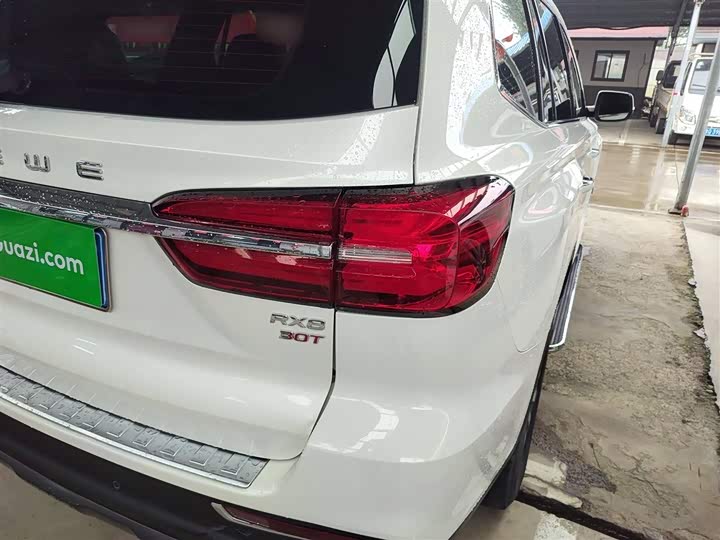 Roewe RX8 2019 2019款 30T 智联网两驱超群旗舰版