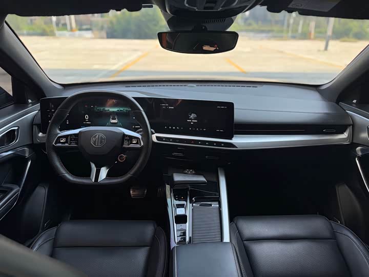MG Motor One 2022 2022款 α-数智运动系列 1.5T 进阶版
