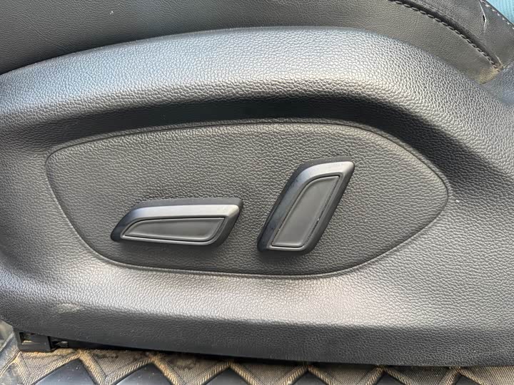 MG Motor One 2022 2022款 α-数智运动系列 1.5T 进阶版