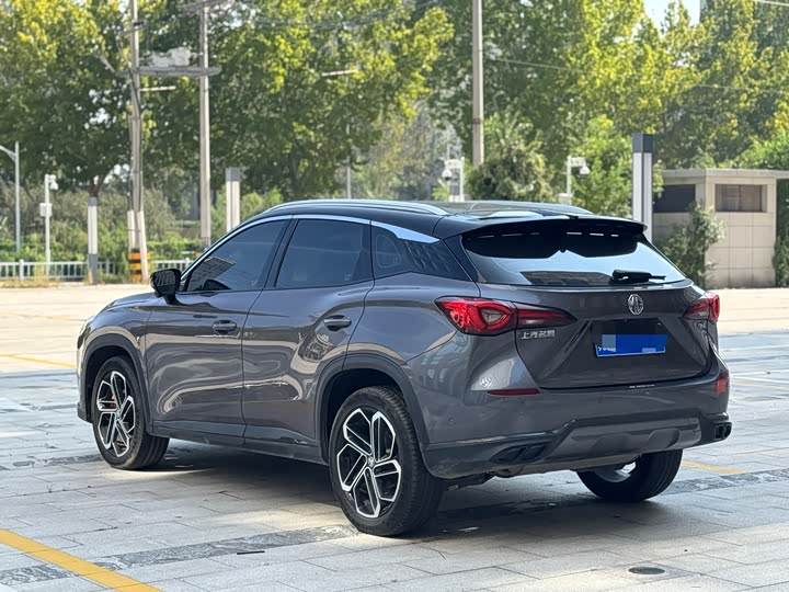 MG Motor One 2022 2022款 α-数智运动系列 1.5T 进阶版