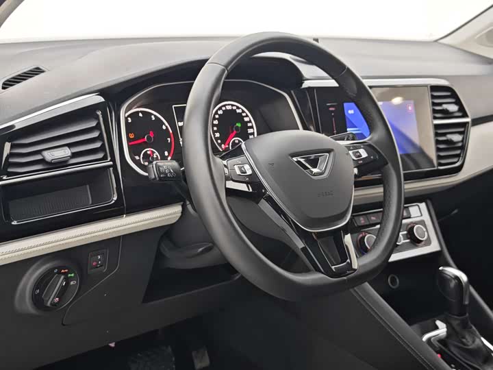 Jetta VS7 2023 2023款 280TSI 自动进取版