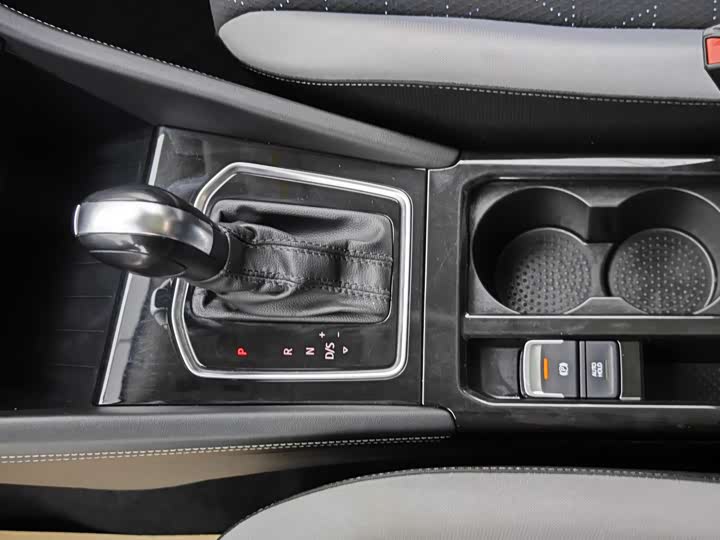 Jetta VS7 2023 2023款 280TSI 自动进取版