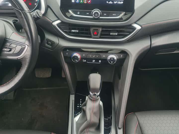 Chevrolet Orlando 2020 2020款 轻混 Redline 530T 自动纵享版（5+2款）