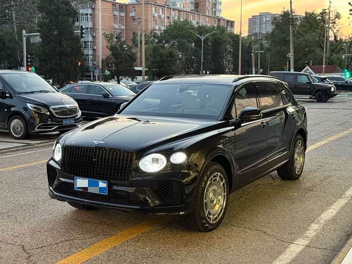 Bentley Bentayga 2023 2023款 4.0T V8 长轴距版