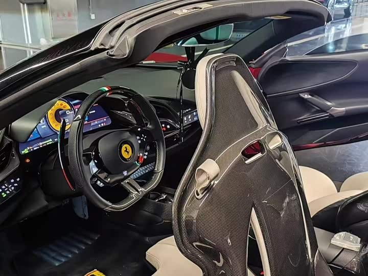 Ferrari SF90 2021 2021款 3.9T V8 Spider