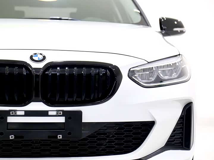 BMW 1 Series 2023 2023款 120i M运动曜夜版