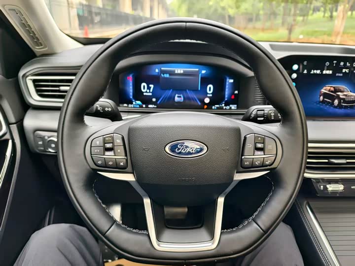 Ford Explorer 2025 2025款 2.3T EcoBoost 四驱穿越版 5座