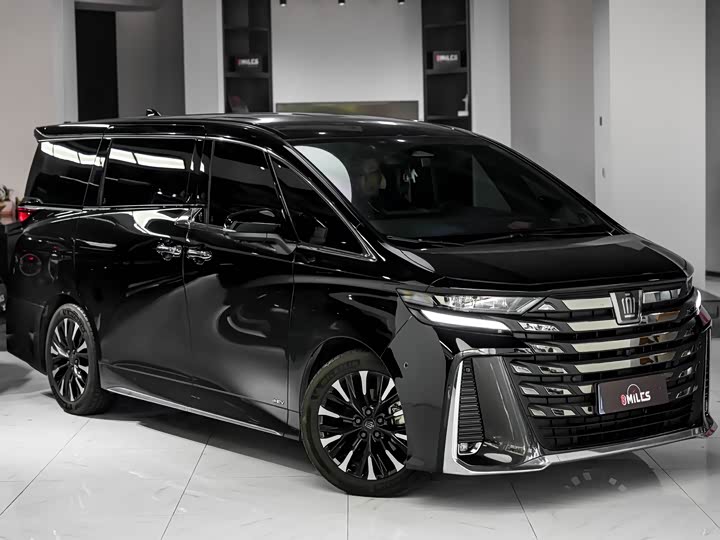 Toyota Vellfire 2024 2024款 皇冠 双擎 2.5L 至尊行政版
