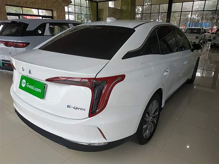 Hongqi E-QM5 2022 2022款 431km 充电乐享版