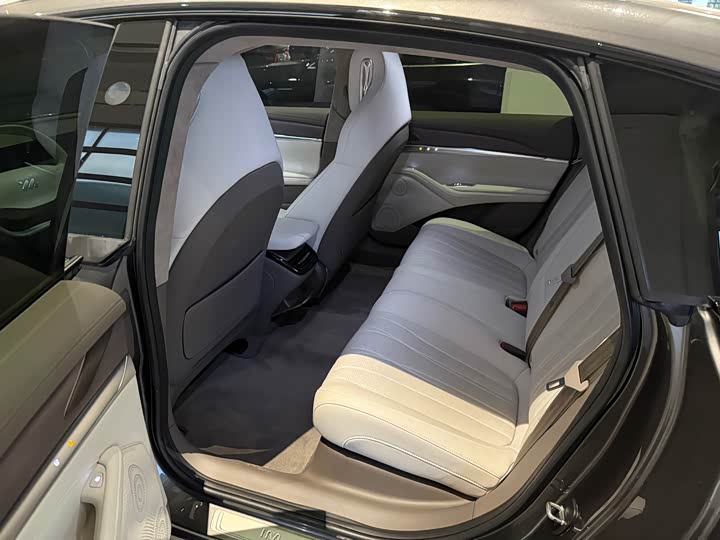 IM motors L7 2022 2022款 Pro