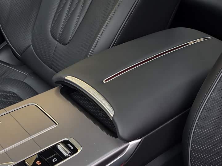 Hongqi HS7 Hybrid 2024 2024款 2.0T PHEV 四驱旗畅版 6座