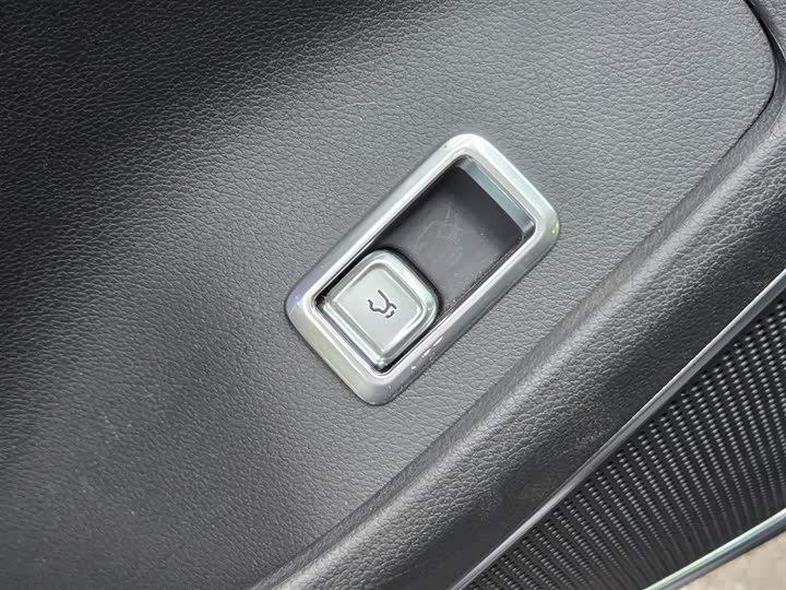 Hongqi HS7 Hybrid 2024 2024款 2.0T PHEV 四驱旗畅版 6座